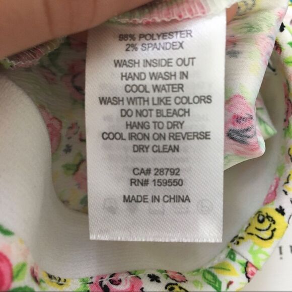 Maison d’Amelie Floral Maxi Skirt Size 4 White Small Flower Print - Picture 6 of 7